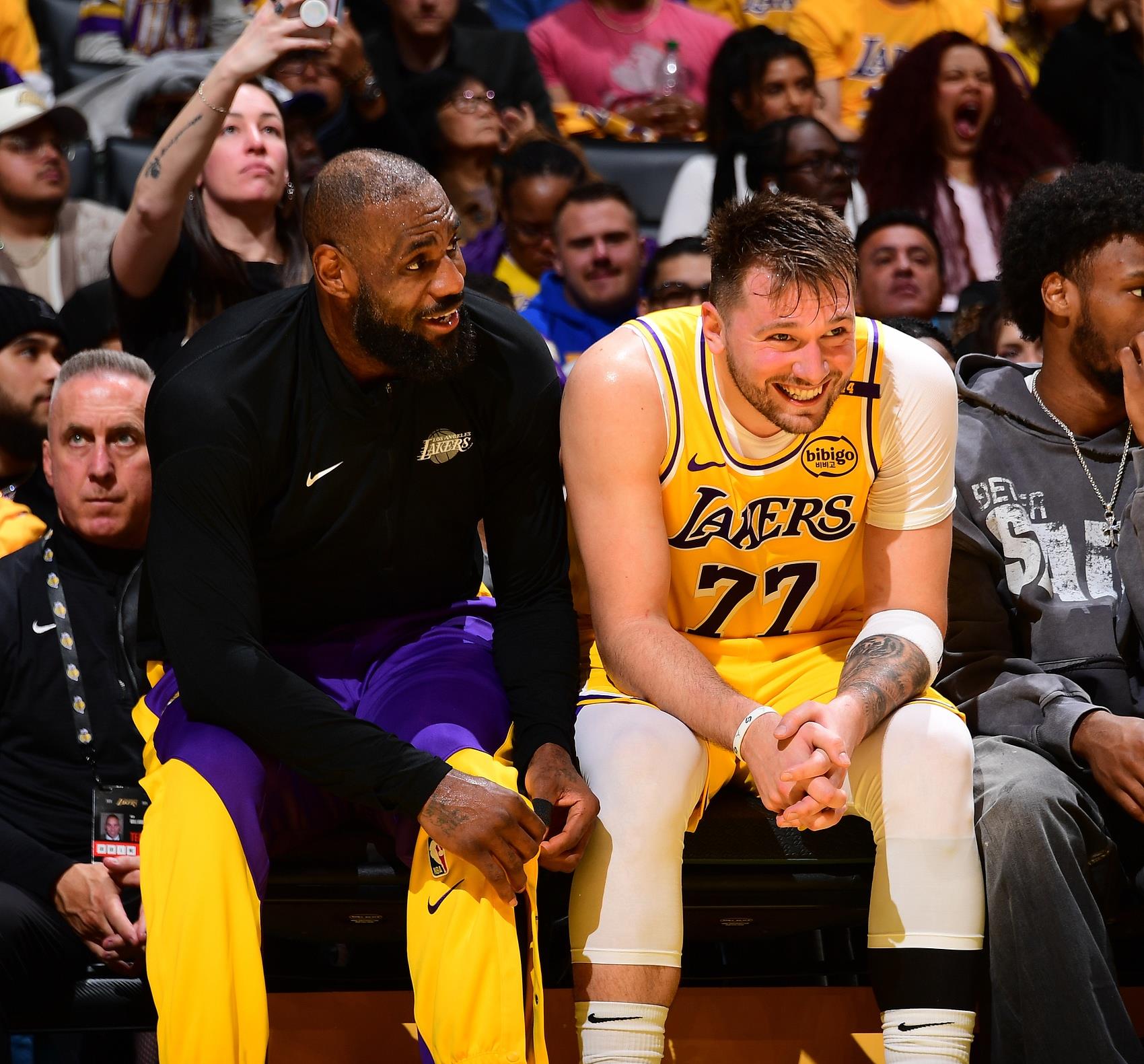 lol比赛回放-丹佛掘金清晨再遭质疑,志在NBA季后赛名次提升,信心回归,高层口径保持一致的简单介绍