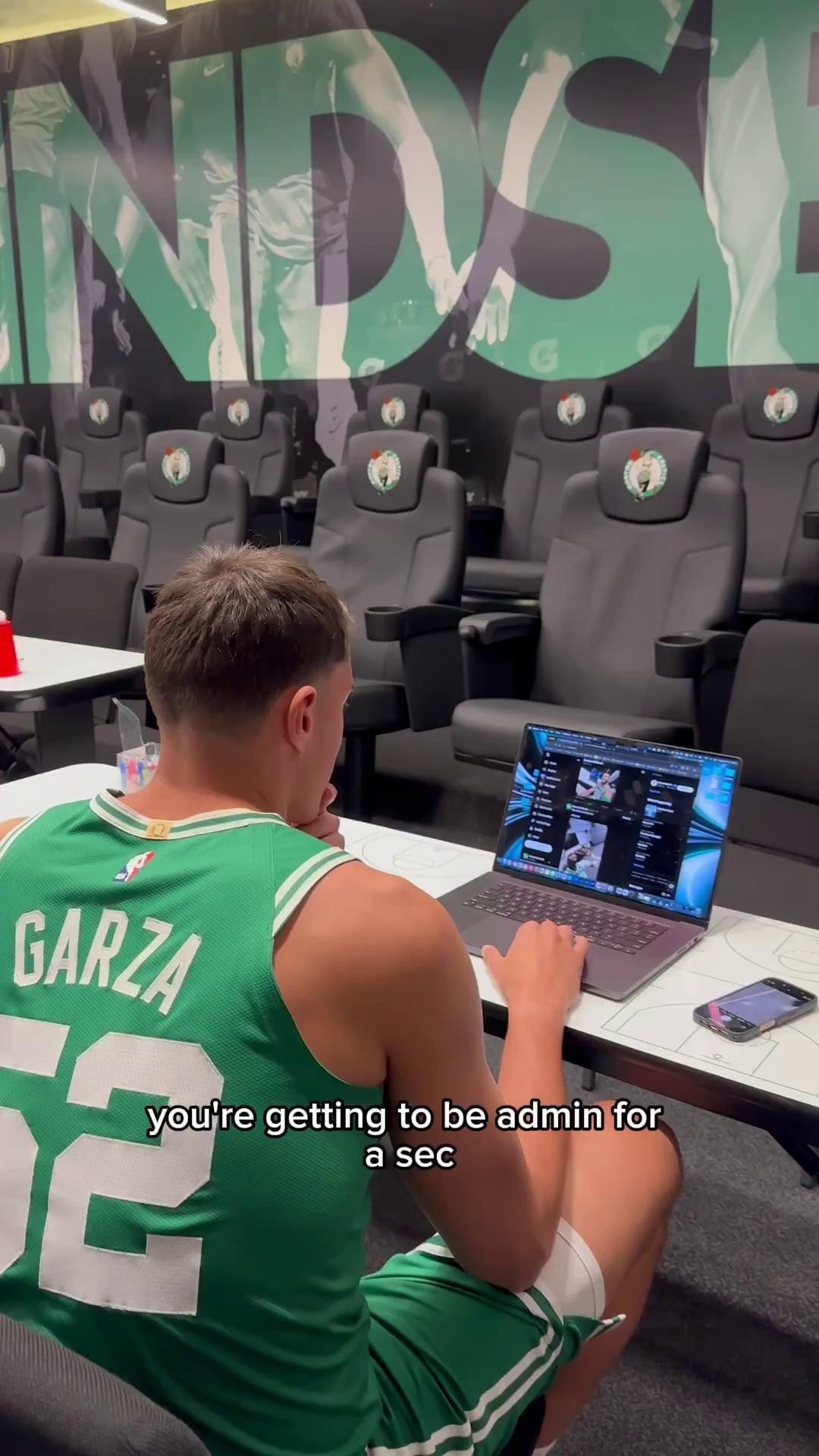 lol新英雄-NBA季后赛窗口期再迎强敌，新疆广汇伤情更新，主帅态度——压力陡增，团队化学反应显著的简单介绍