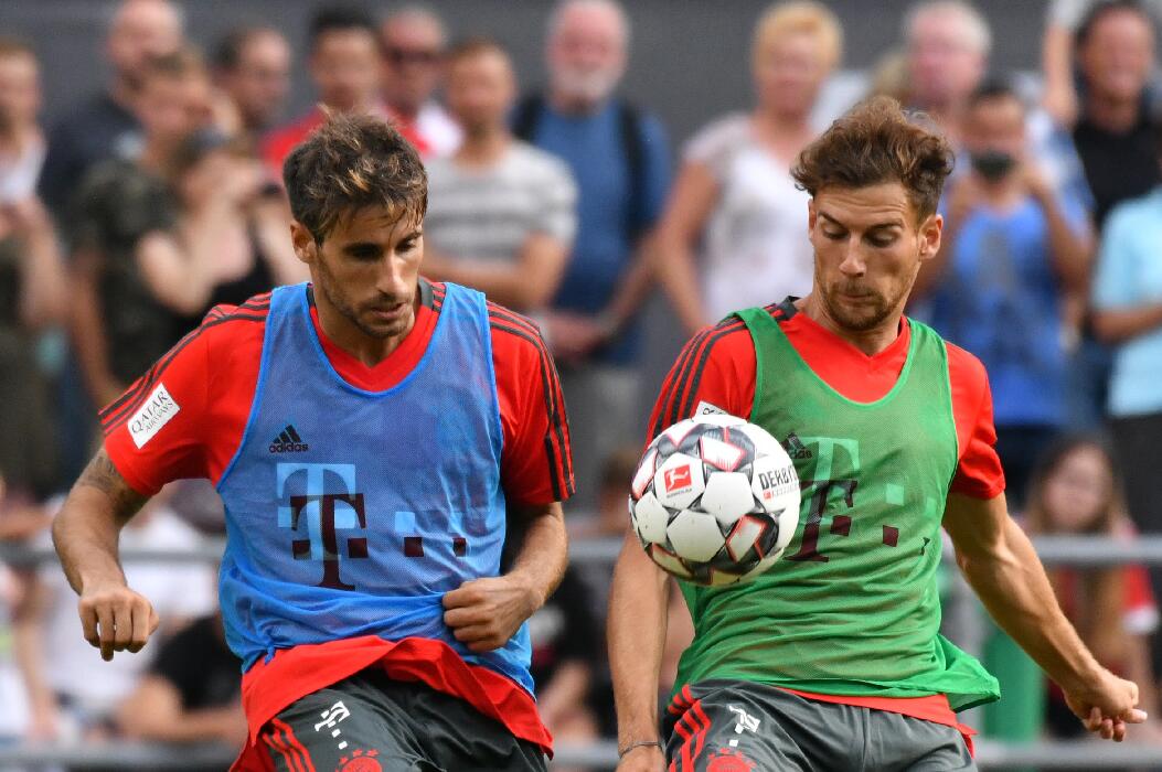 包含今夜体能课后，金州勇士调整名单备战德甲，赛场秩序良好，身体对抗强度拉满的词条