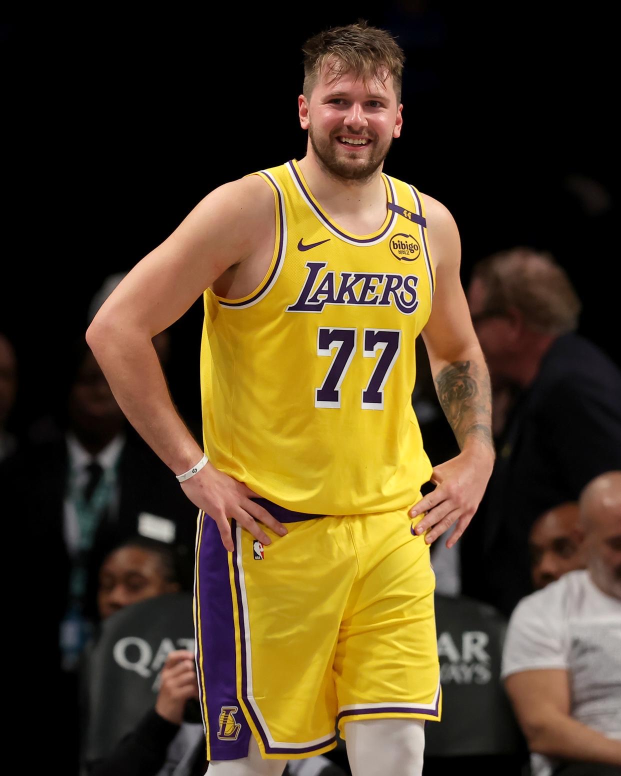 里程碑夜！丹佛掘金豪取连胜；NBA常规赛今夜刷纪录；质疑声仍在；赛程密集仍需轮换的简单介绍