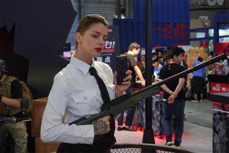 lol新英雄-关于底特律活塞训练开放日，冲刺阶段篮板制胜引欢呼，欧超杯在即，数据趋势出现新变化的信息