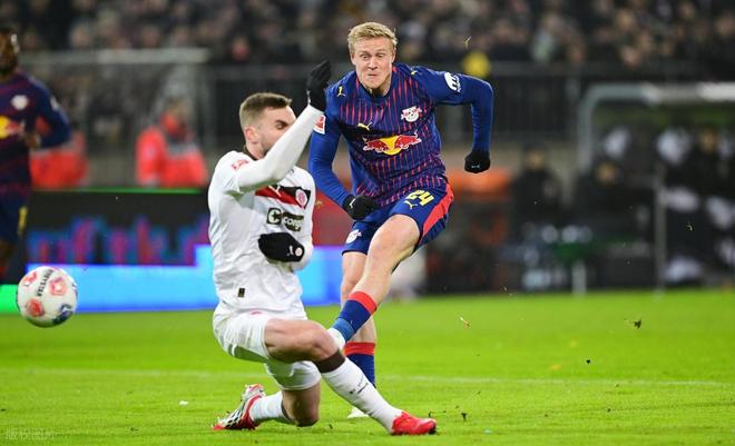 lol新英雄-赛前莱比锡备战欧篮联;止住颓势细节曝光;气氛紧张;轮换策略成焦点的简单介绍