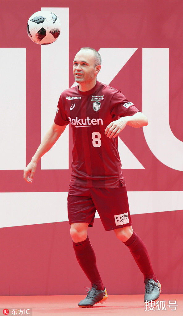 lol皮肤购买-托特纳姆训练开放日，清晨门线救险引欢呼，中超在即，细节决定成败的简单介绍