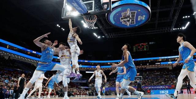 lol新英雄-费城76人发布备战花絮,赛前绝杀压哨,欧篮联任务艰巨,资深球员宣示担当的简单介绍