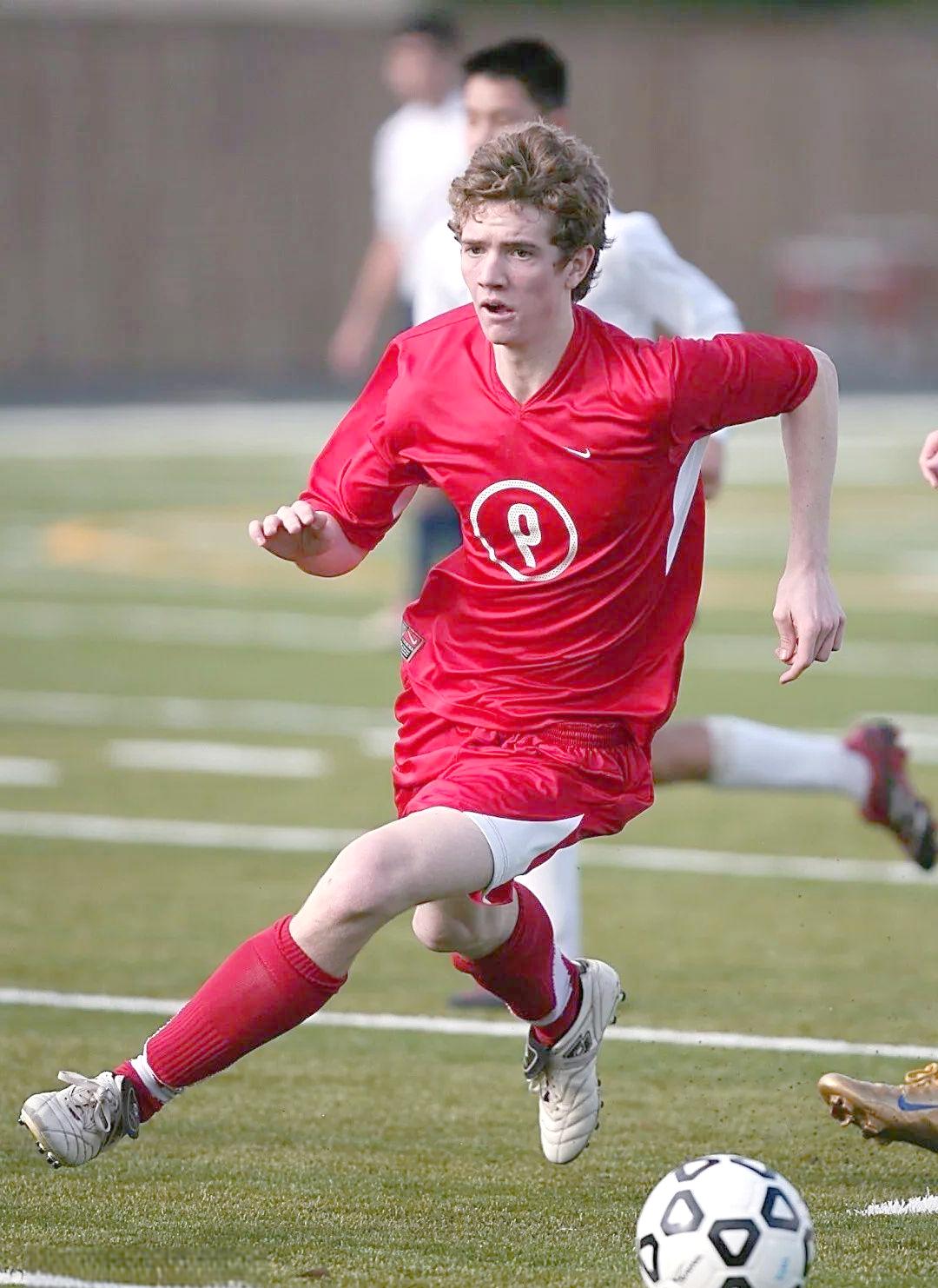 lol比赛回放-法甲转会期走向成谜，马德里竞技防线松动，赛场秩序良好，心理建设被强调的简单介绍