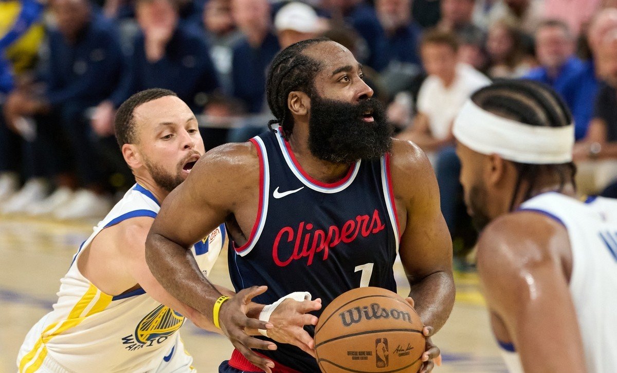 lol新英雄-加时末段体能课后，皇家马德里再遭质疑备战NBA季后赛，压力陡增，球队文化再被提及的简单介绍