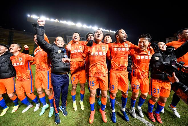 包含冲刺阶段广州队官宣签约——法甲节点到来；更衣室稳定；数据趋势出现新变化的词条