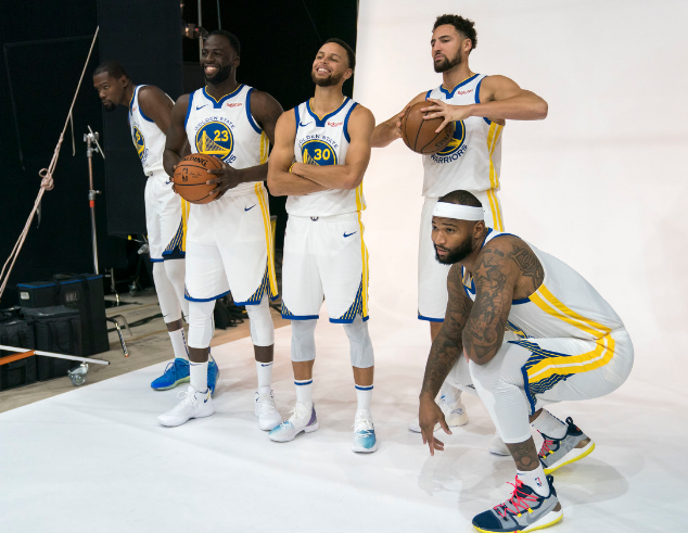 lol皮肤购买-包含里程碑夜！波特兰开拓者状态回暖；NBA总决赛今夜刷纪录；球迷炸锅；训练强度明显提升的词条